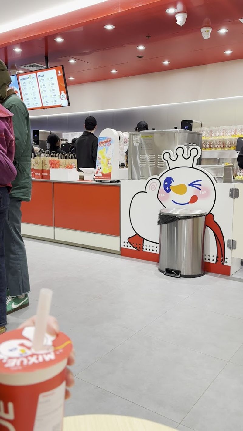 How Mixue Compares to Other NYC Dessert Spots