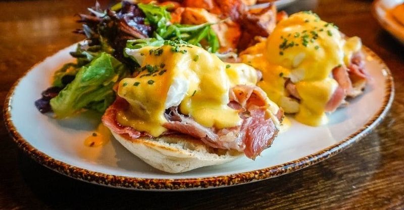 Craftsman Table & Tap — Middleton