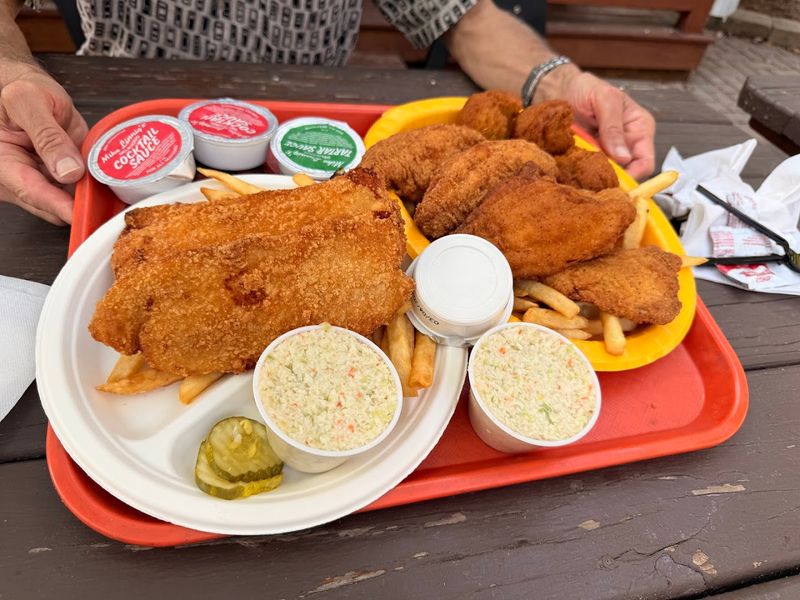 Mike Linnig's Restaurant — Louisville