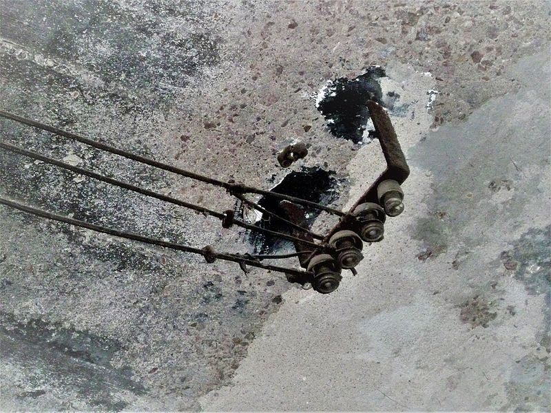 Aging Knob-and-Tube Wiring