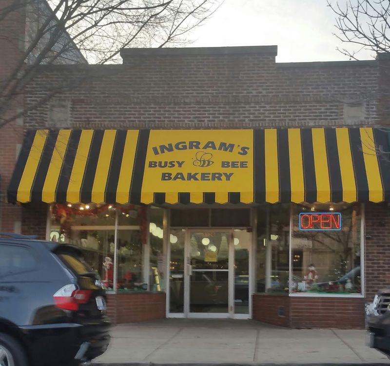 Ingram's Busy Bee Bakery — Downers Grove