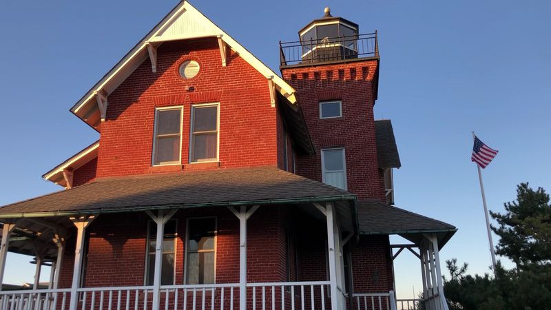 The Citizens Committee That Keeps the Light Alive