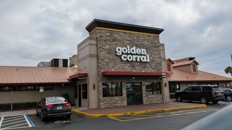 Golden Corral (Orlando)
