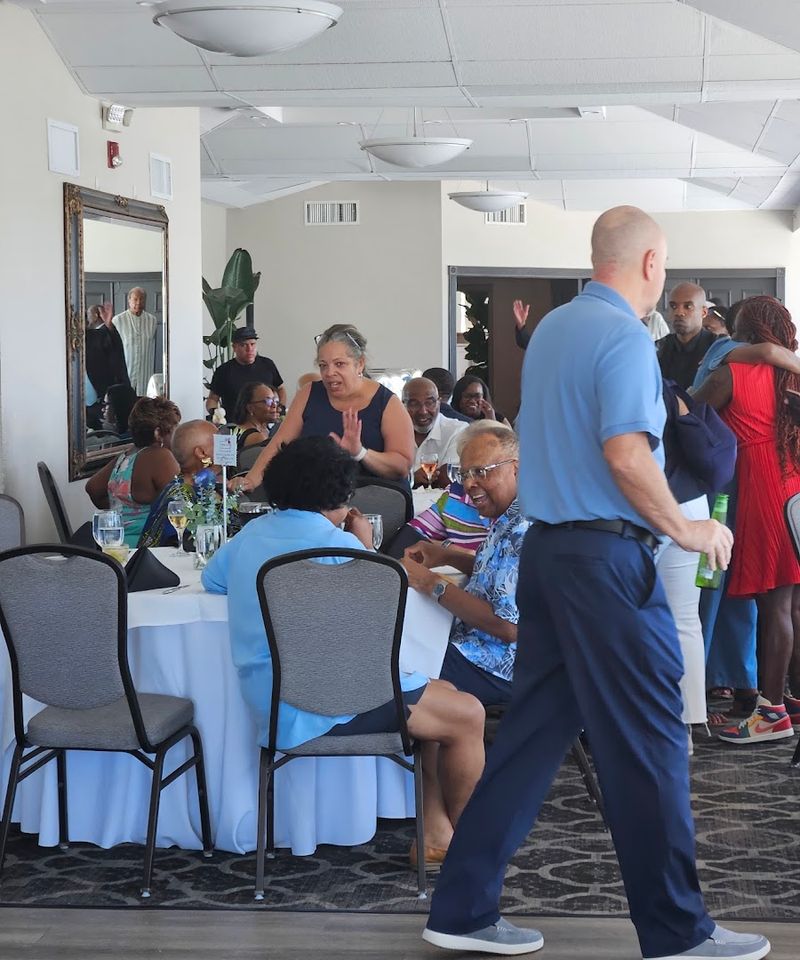 Service Style and What to Expect