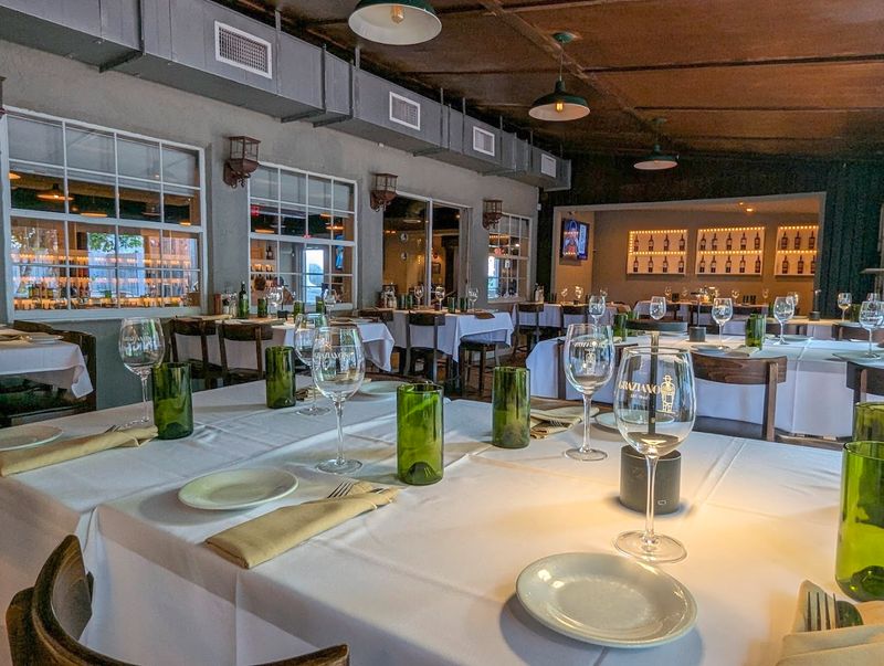 The Atmosphere Inside the Dining Room