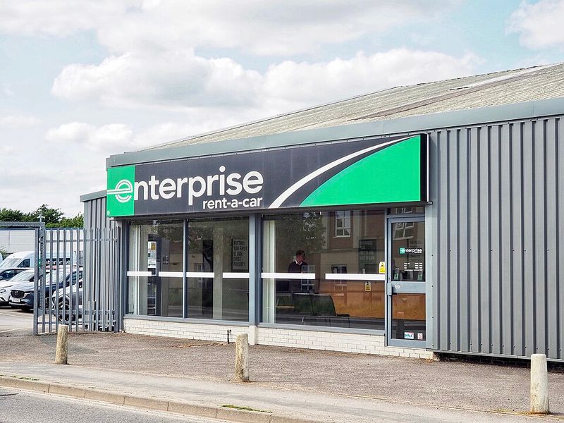 Renting a Car Is the Best Way to Explore