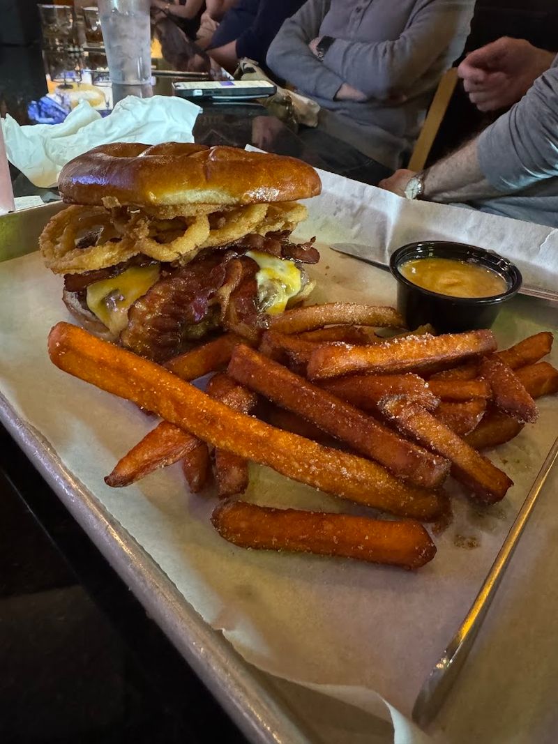 C.R. Heroes Family Pub — Fishers