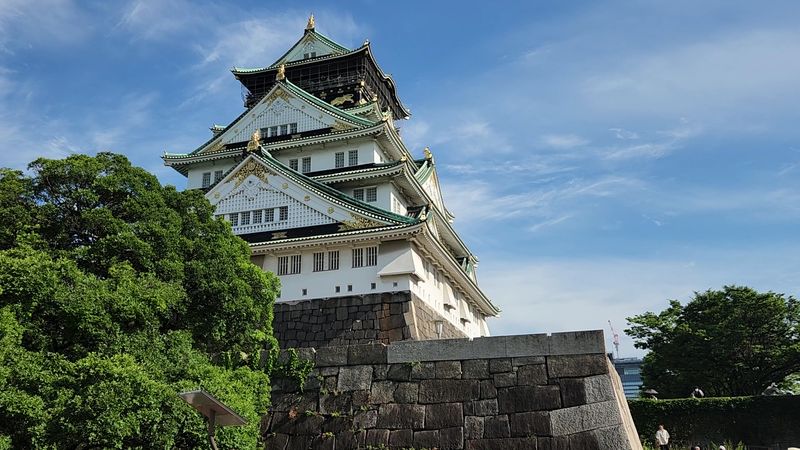 Osaka Castle (Osaka)