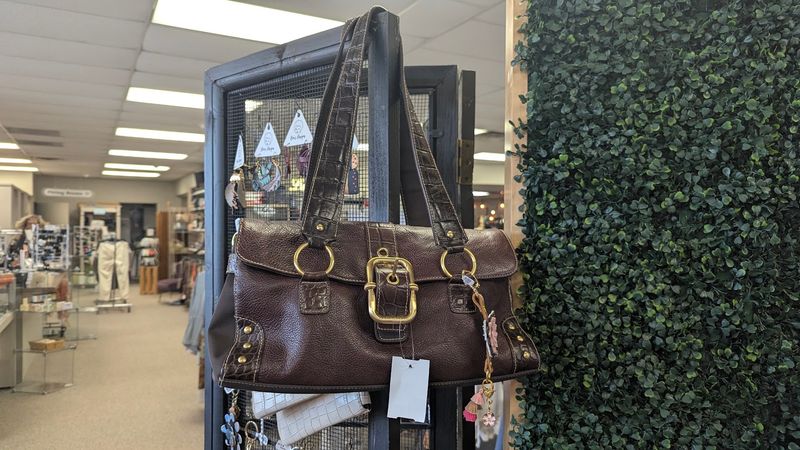 Accessories That Finish The Story