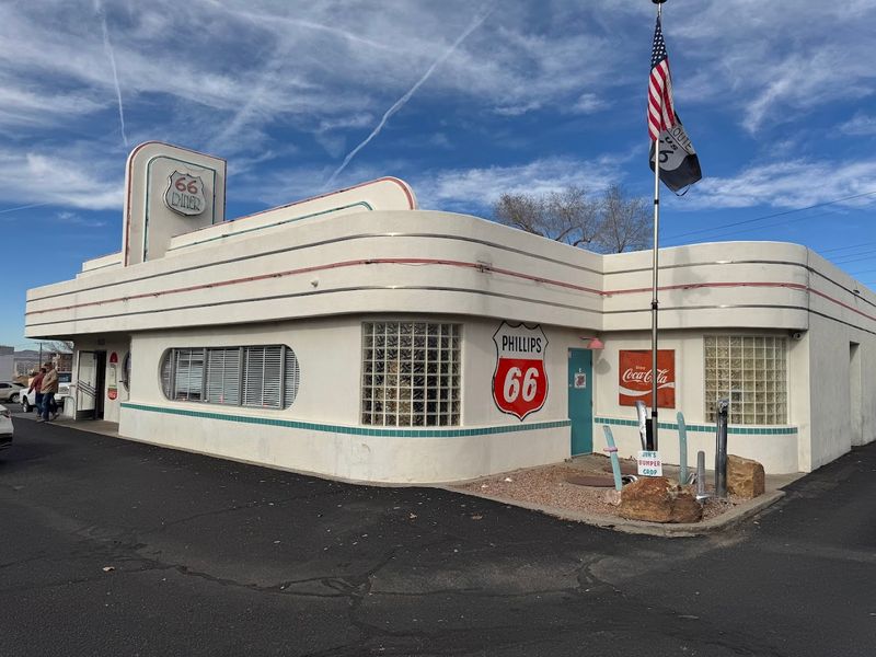 66 Diner – Albuquerque, NM (12166 N Frontage Rd SW)