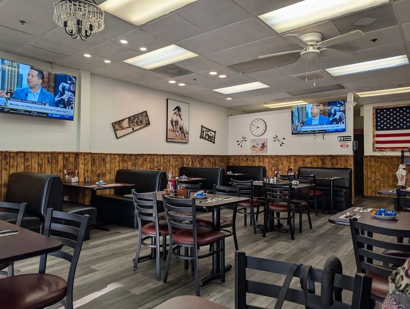 Country Kitchen — Fresno