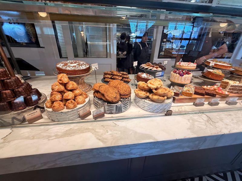 Balthazar Bakery, Englewood