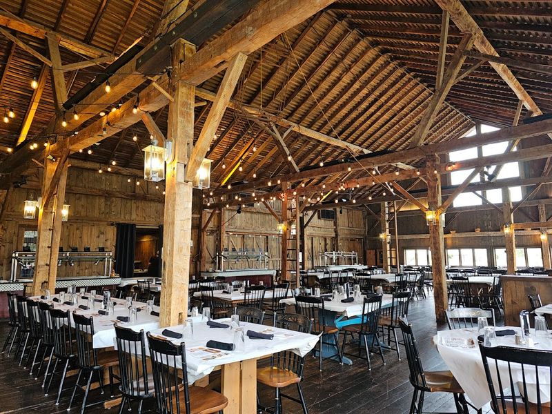 Amish Acres Restaurant (The Barns at Nappanee) — Nappanee