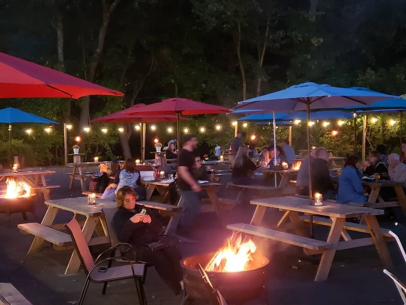 Housatonic River Brewing — New Milford