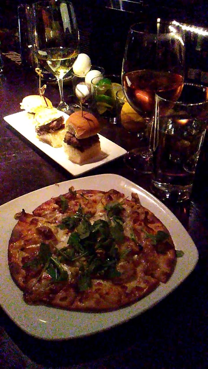 The Pizza That Nobody Expects But Everyone Orders Again