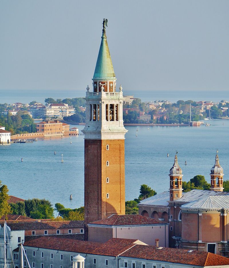 Visit Alternative Viewpoints