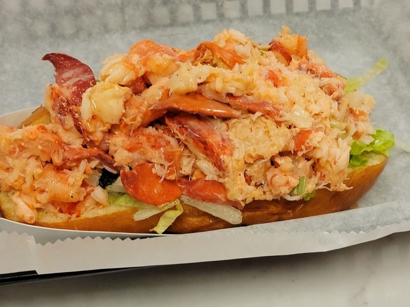 The Lobster Roll That Steals the Show