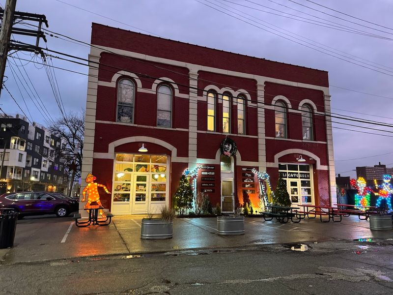 Rising Star Coffee Roasters — Cleveland