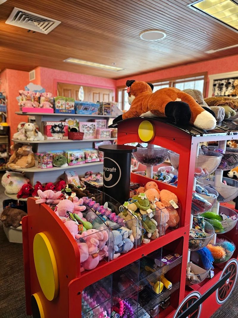The Gift Shops and On-Site Attractions