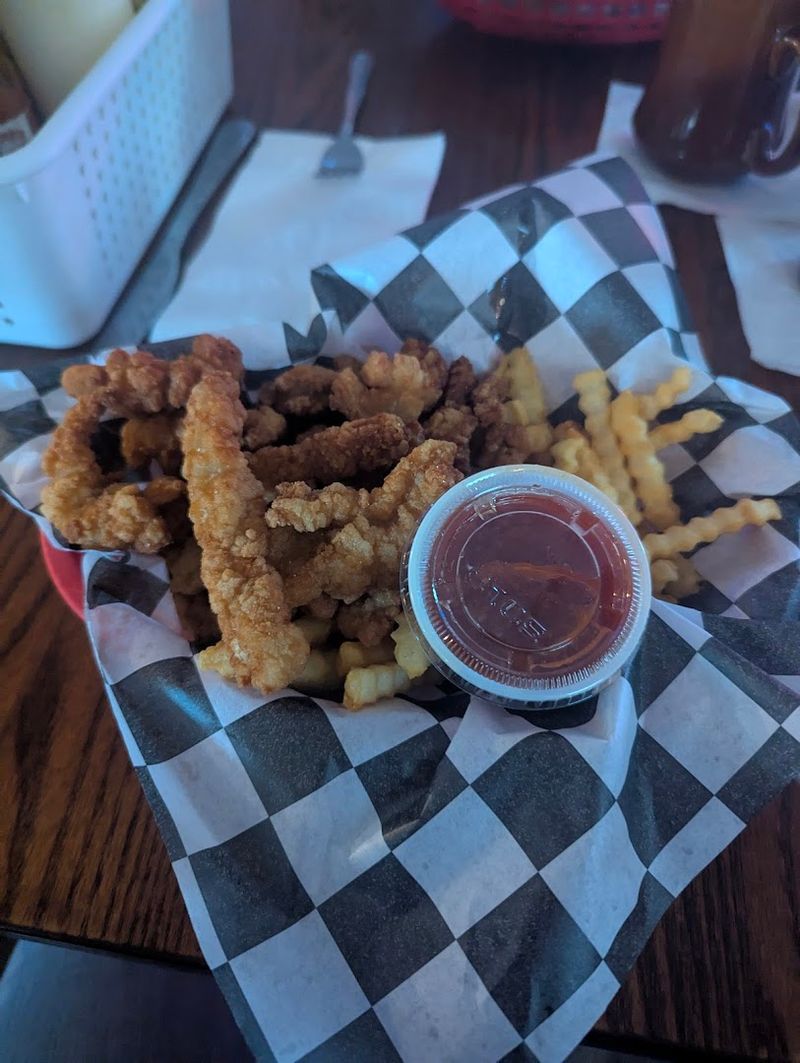 Wings and Baskets Keep the Choices Rolling