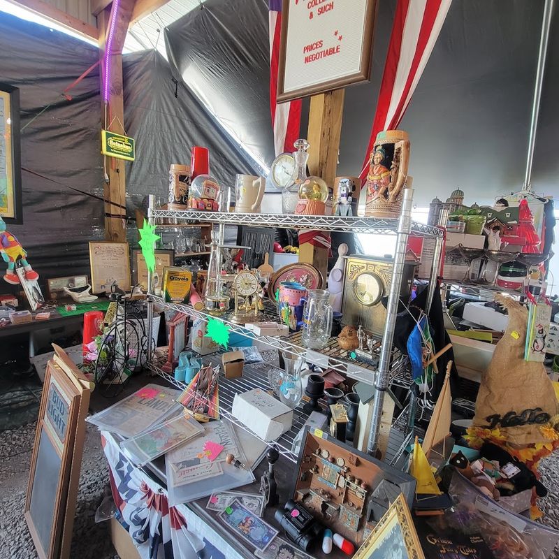 Gems, Geodes, and the Crystal Corner Worth Hunting Down