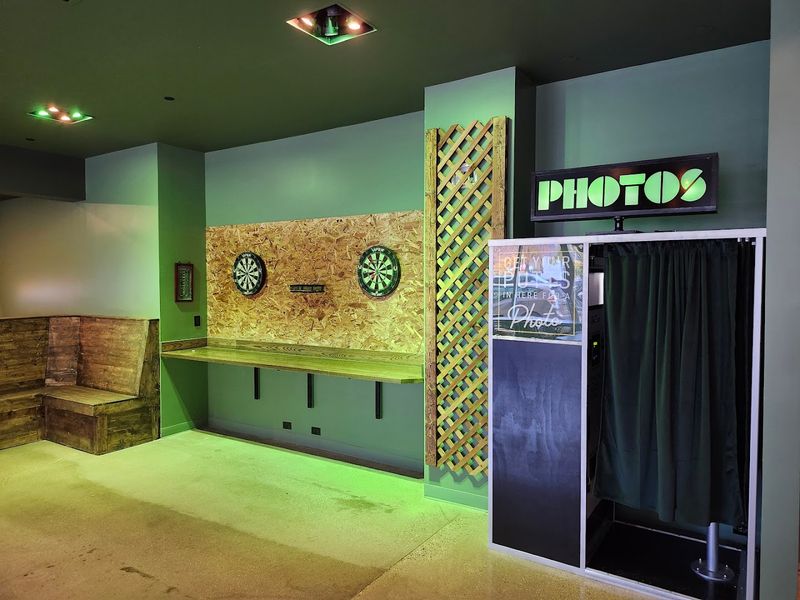 The Photo Booth and Social Scene