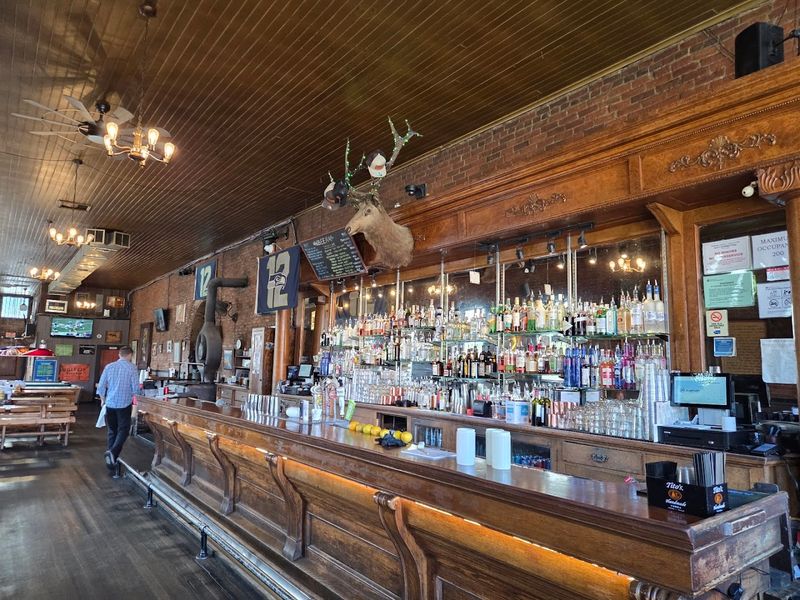 The Brick Saloon - Roslyn