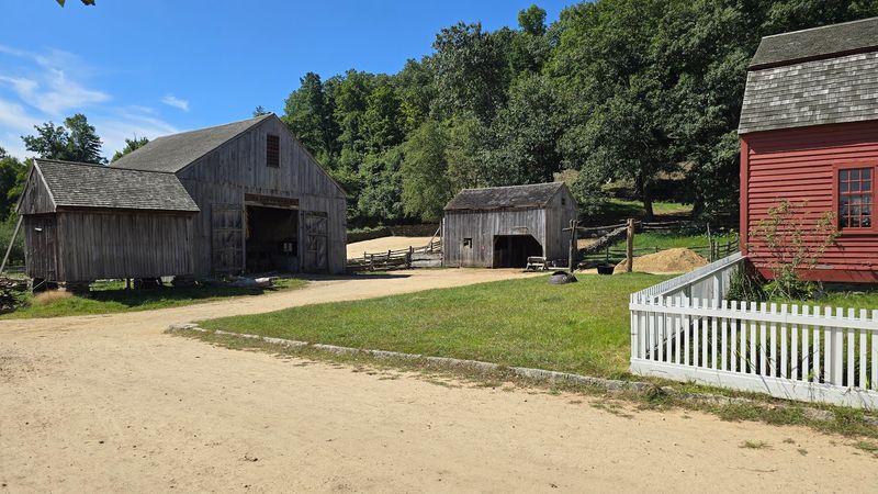 Old Sturbridge Village Freeman Farm (Sturbridge, Massachusetts, 1790s era)