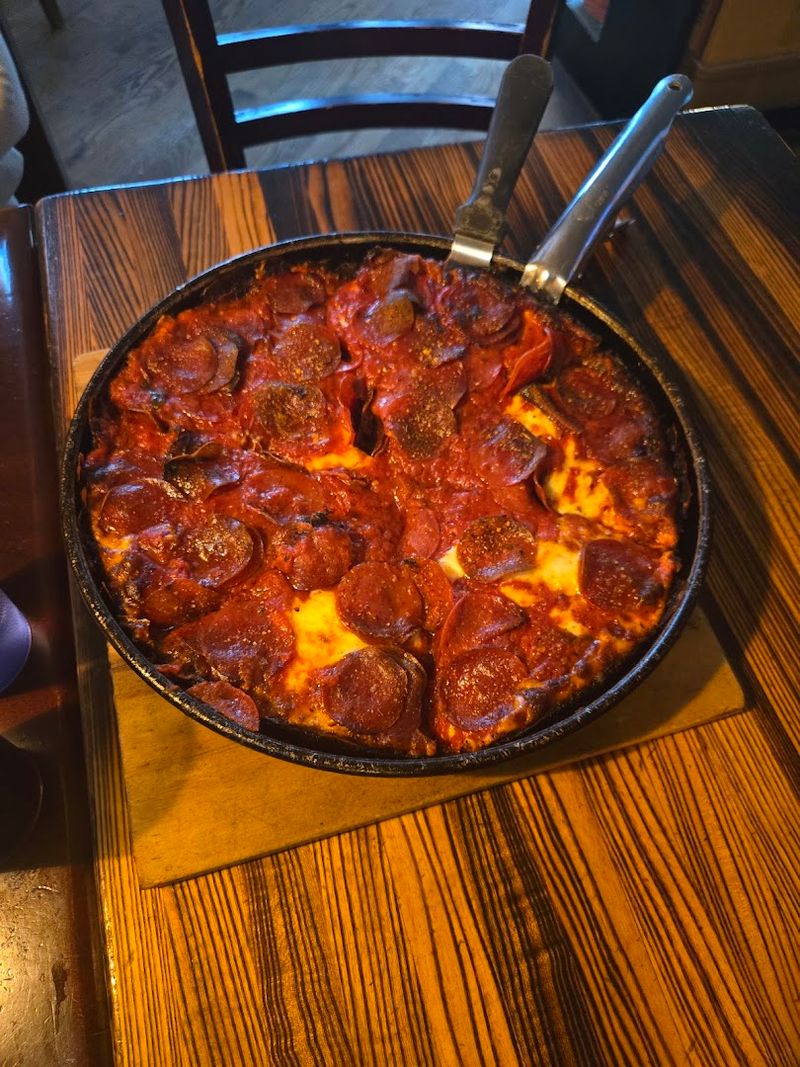 Pequod's Pizza — Chicago