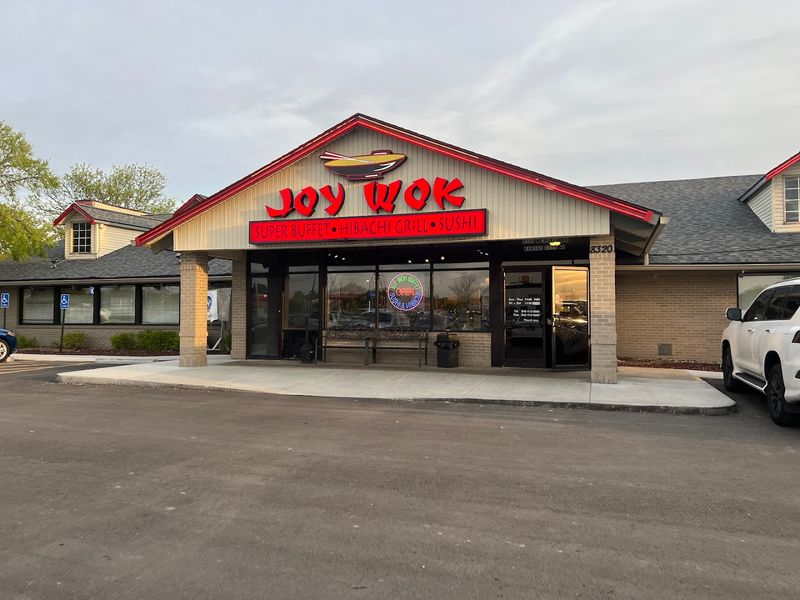 Joy Wok Super Buffet — Overland Park