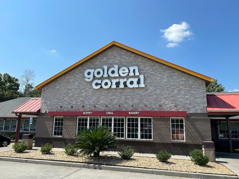 Golden Corral — North Charleston