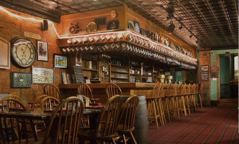 Descendants Brewing Company at the Old Ship Inn (Milford)