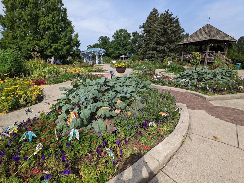 The Human Sundial: Science You Can Stand In