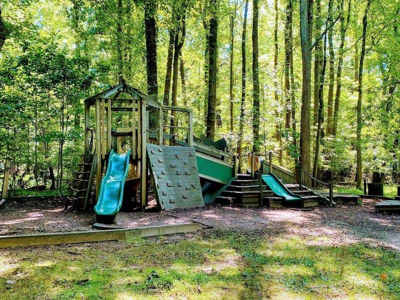 Flat Rock Brook, Englewood