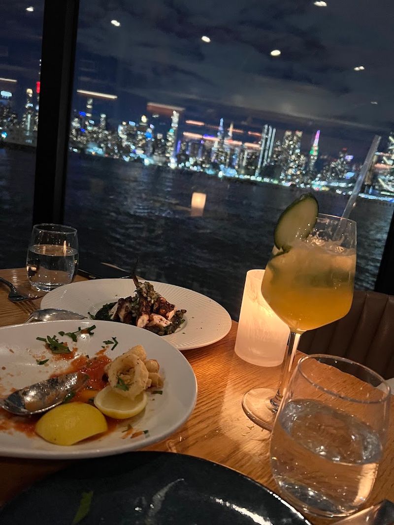 The Lasting Appeal of a Meal With a View