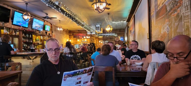 The Atmosphere That Pulls You In From the First Glance