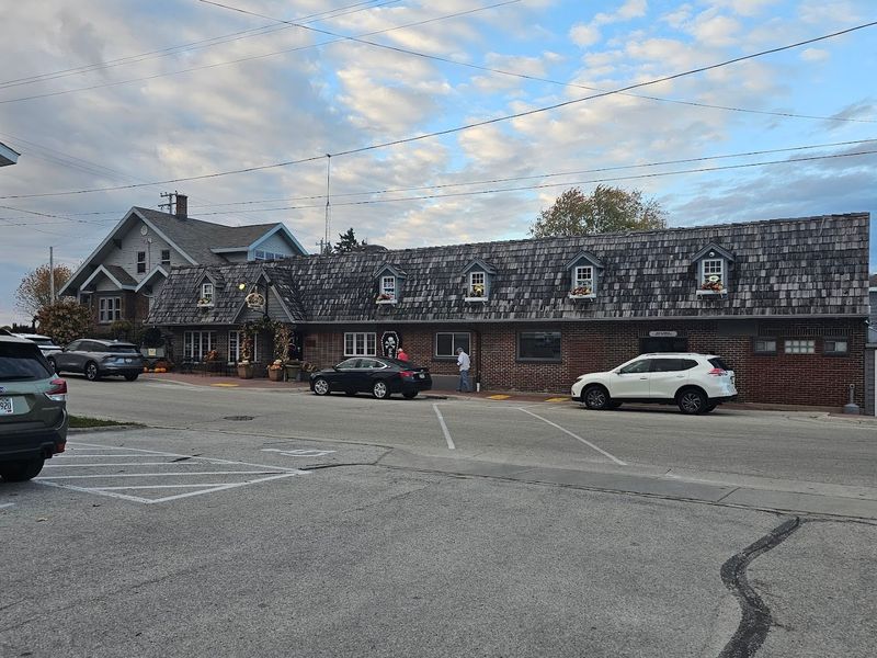 Schwarz's Supper Club — St. Anna