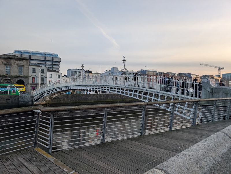 Ireland – neutral, no active conflict involvement