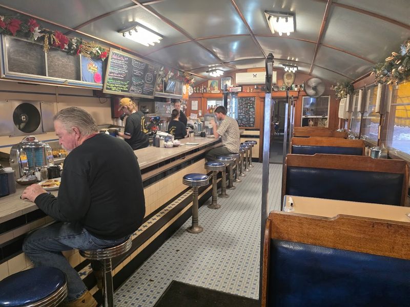 The Blue Moon Diner — Gardner
