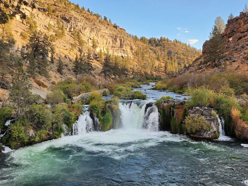 Steelhead Falls - Deschutes River
