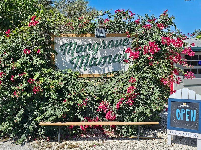 Mangrove Mama's - Summerland Key
