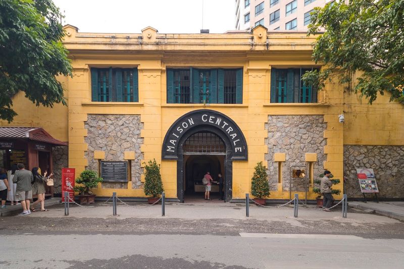 Hỏa Lò Prison (Vietnam)