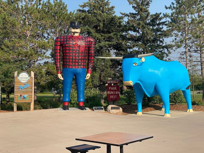 Paul Bunyan and Babe Statues - Bemidji, Minnesota