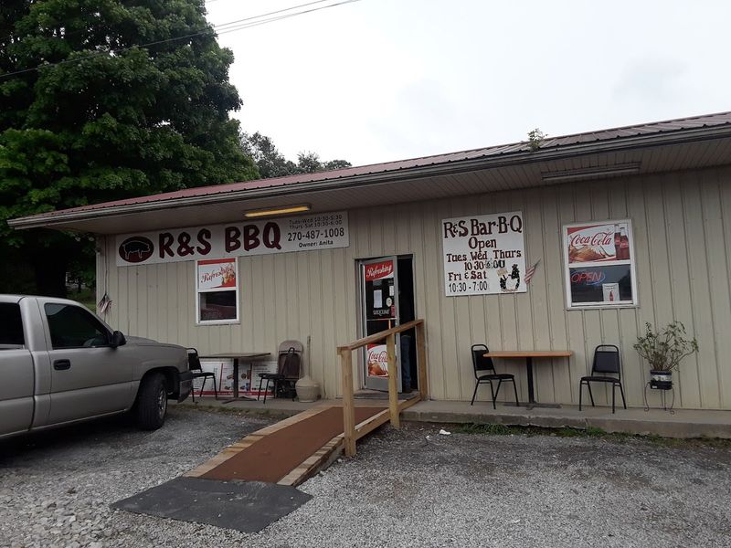 R&S BBQ — Tompkinsville