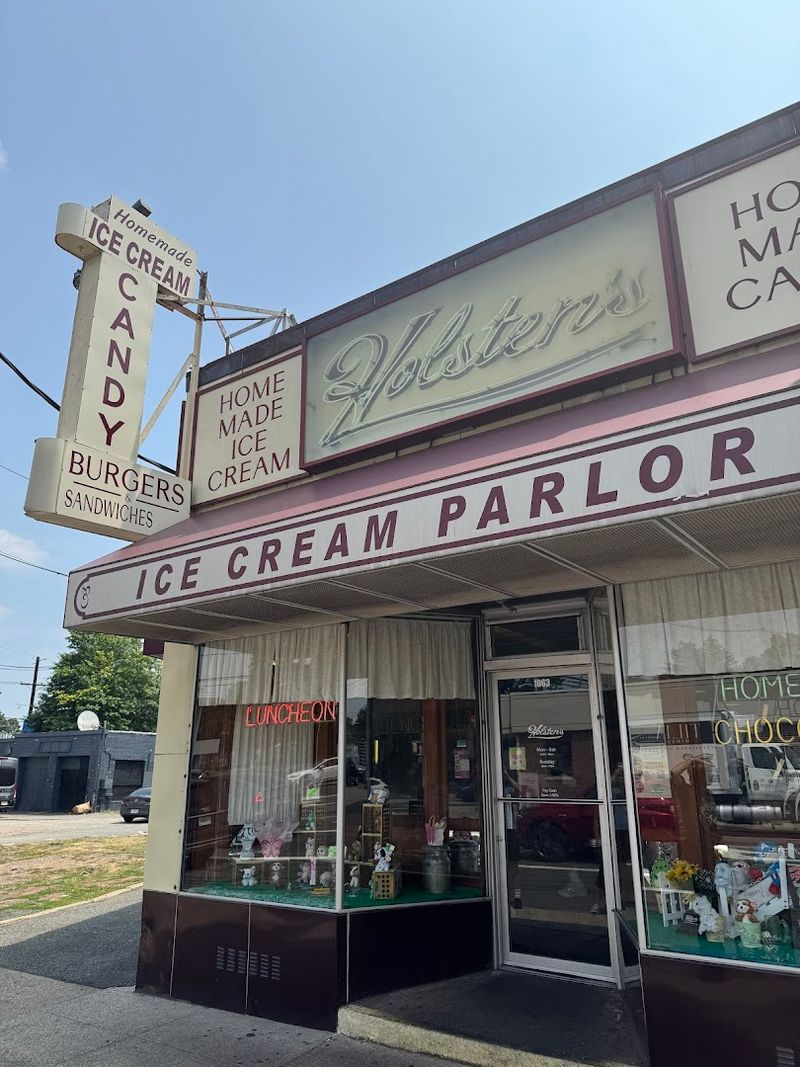 Holsten's Ice Cream, Chocolate & Restaurant, Bloomfield, New Jersey