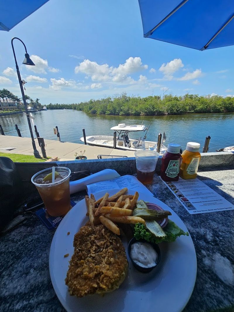 The Crunchy Grouper Sandwich Worth Ordering Twice