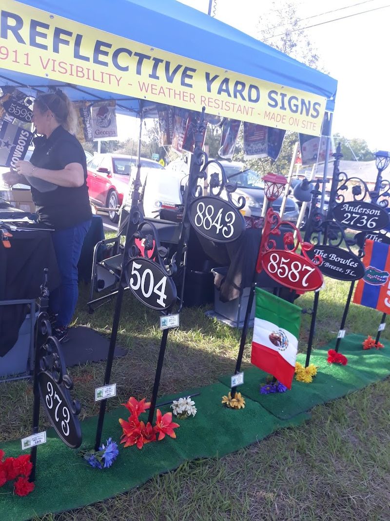 Local Vendors and Artisan Crafts Worth Browsing