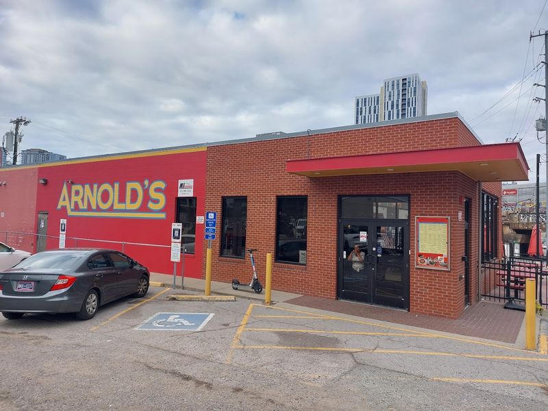 Arnold's Country Kitchen — Nashville