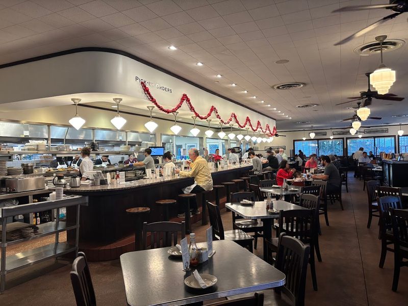 The Atmosphere That Keeps People Coming Back Week After Week