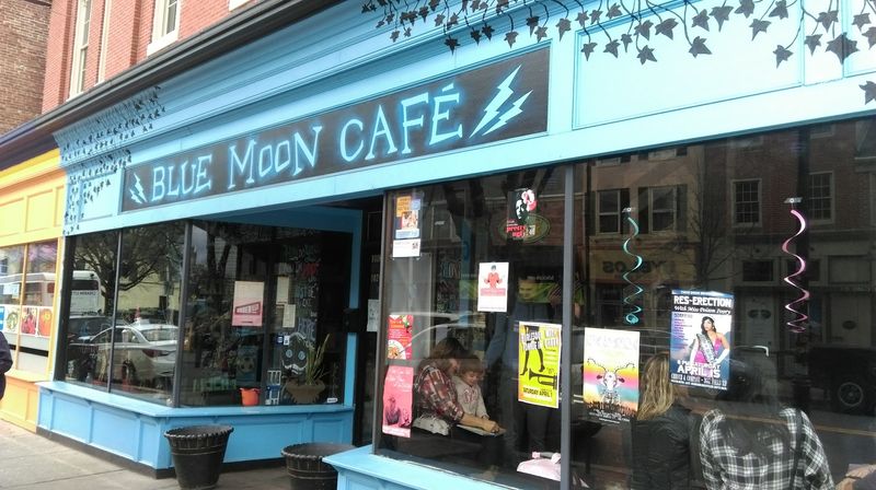 Maryland, Blue Moon Café (Baltimore)
